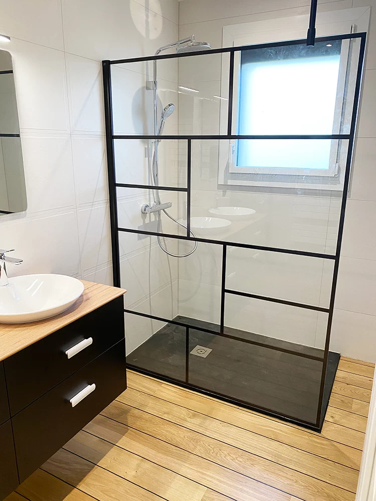 Rénovation de Salle de bain à Saint Denis La Chevasse par Robin et Fils