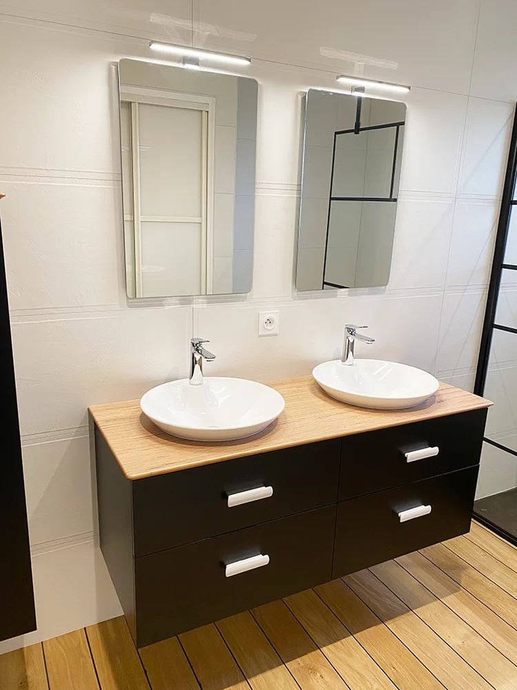 Rénovation de Salle de bain à Saint Denis La Chevasse par Robin et Fils
