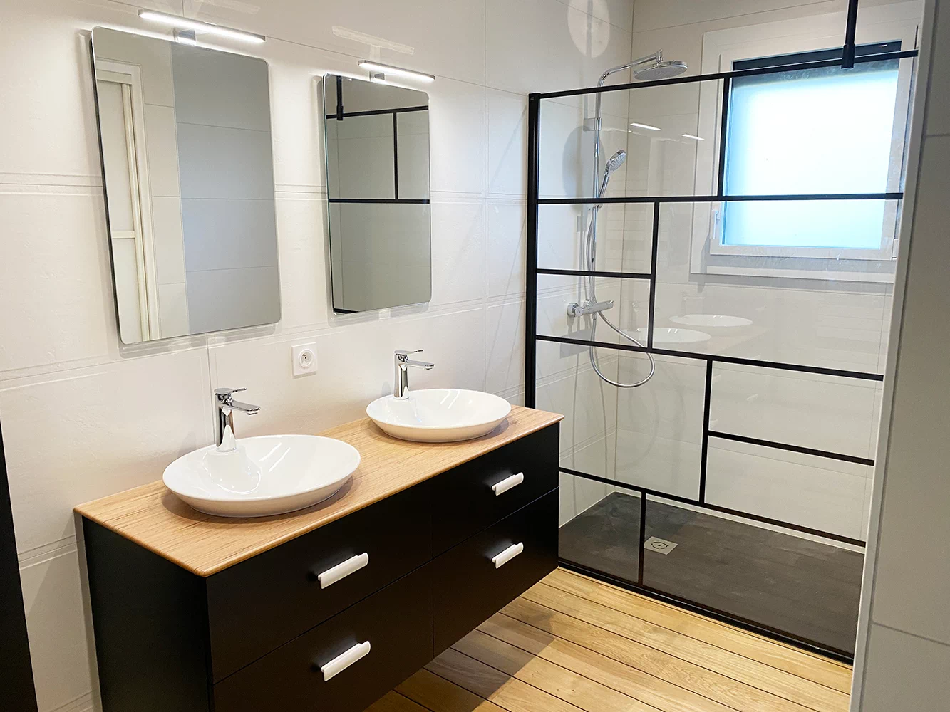 Rénovation de Salle de bain à Saint Denis La Chevasse par Robin et Fils