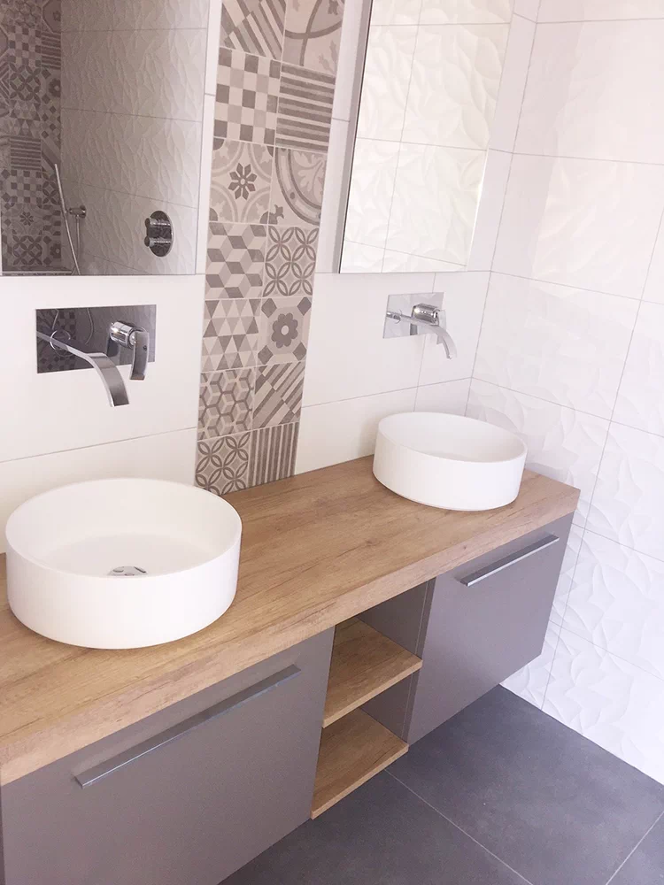 Rénovation de Salle de bain à Saint Denis La Chevasse par Robin et Fils